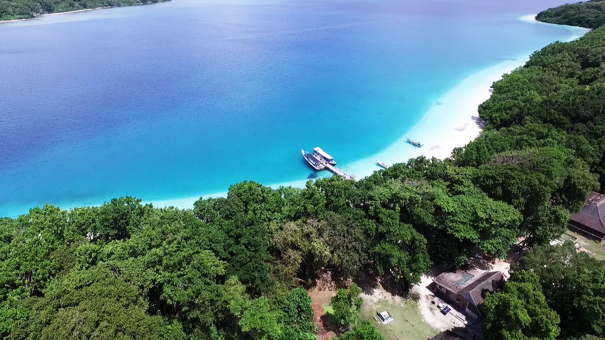 Pesona Wisata Pandeglang: Surga Alam Banten yang Kian Dilirik Wisatawan