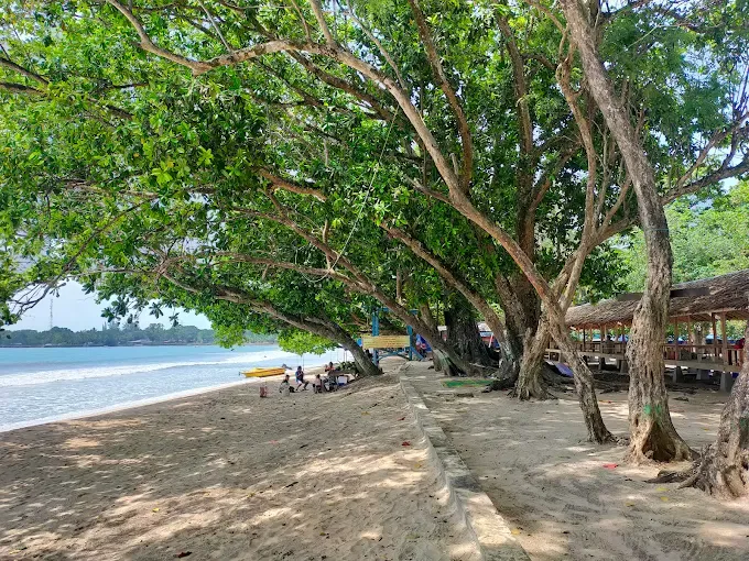 Galeri Wisata Pantai Lagundi Carita